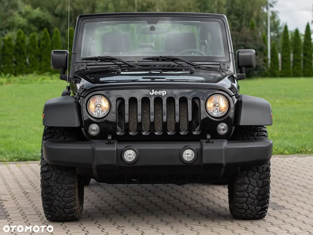 Jeep Wrangler - 4