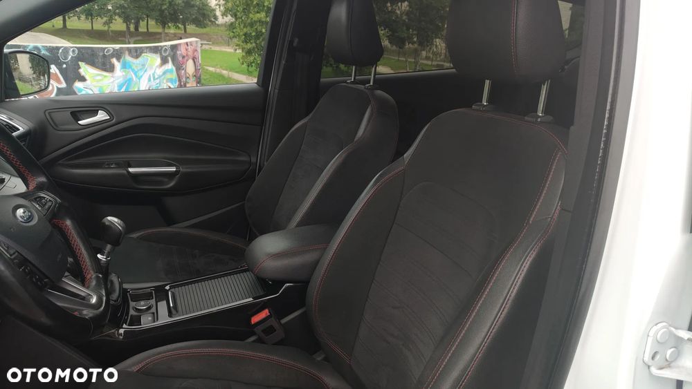 Ford Kuga 1.5 EcoBoost FWD ST-Line ASS MMT6 - 14