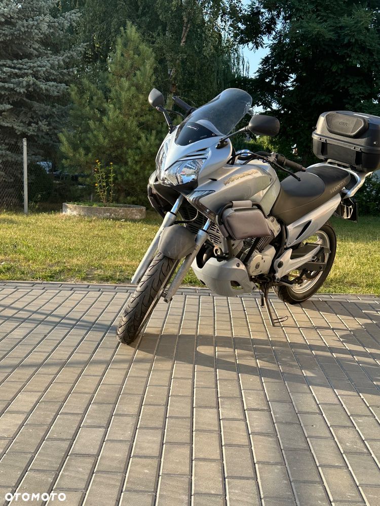 Honda XL - 1