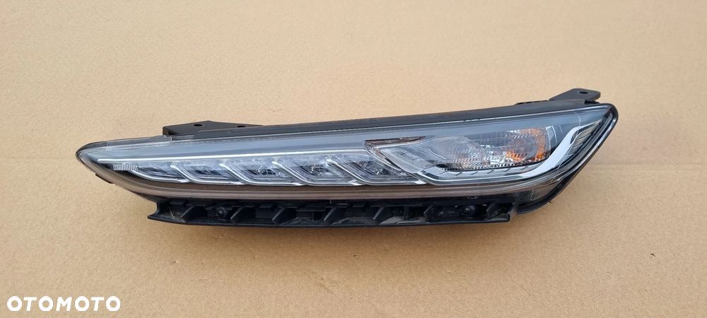 HYUNDAI KONA I 2017- Lampa LED Lewa Oryginał - 1