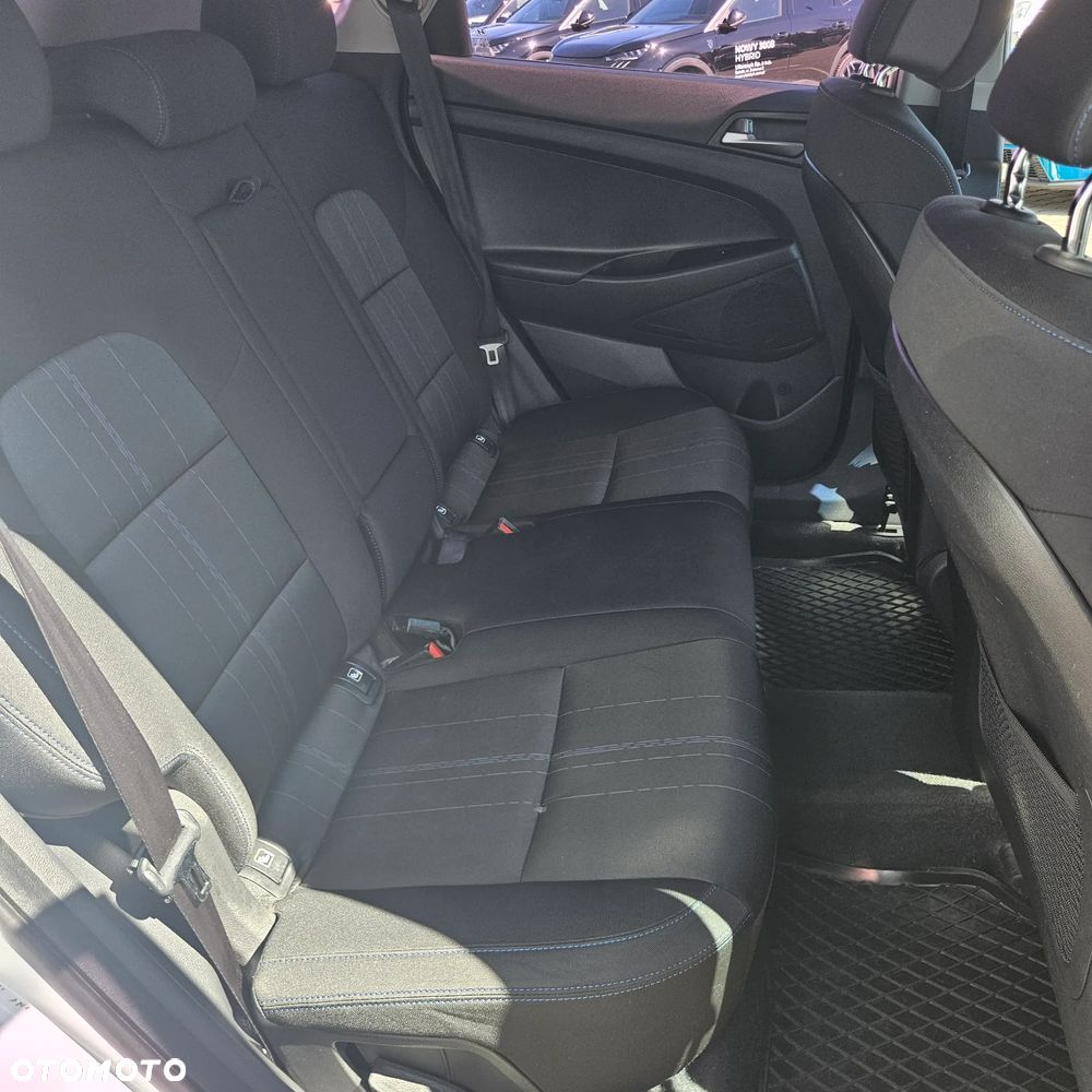 Hyundai Tucson - 16