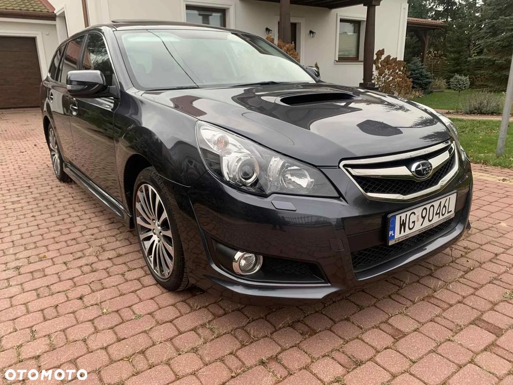 Subaru Legacy 2.5i GT - 4
