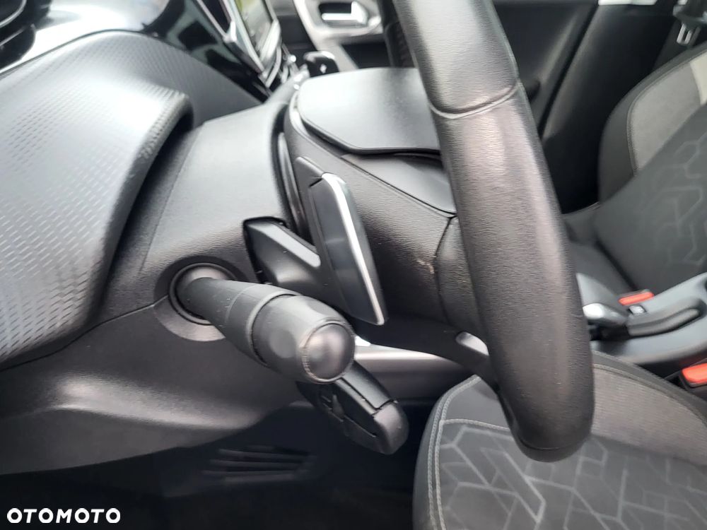 Peugeot 2008 82 e-VTI ETG5 Active - 11