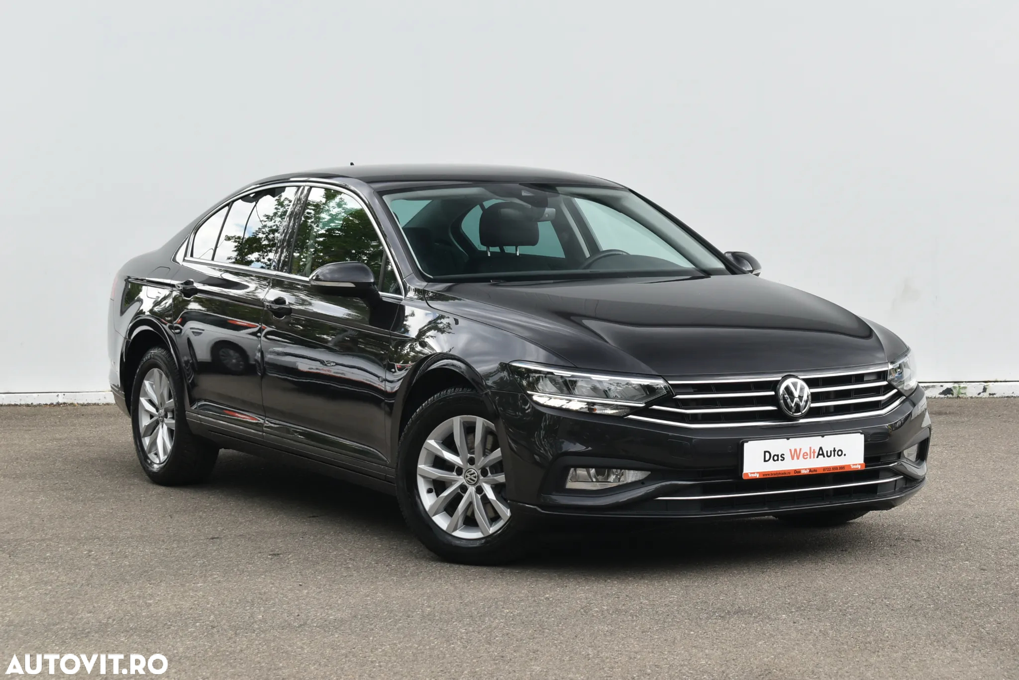 Volkswagen Passat 1.5 TSI ACT DSG Comfortline - 4