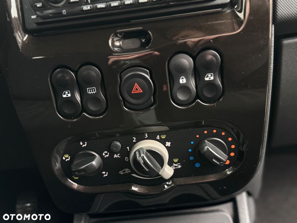 Dacia Duster 1.6 - 10
