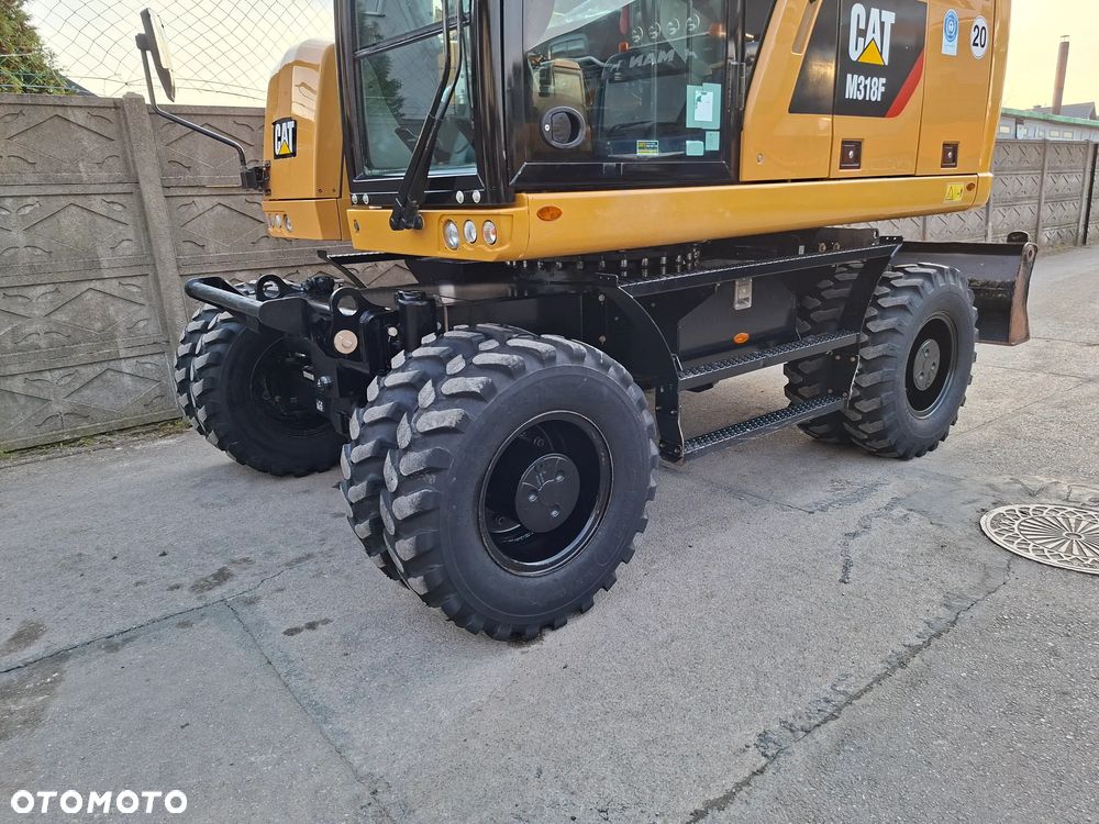 Caterpillar CAT M 318 F - 18