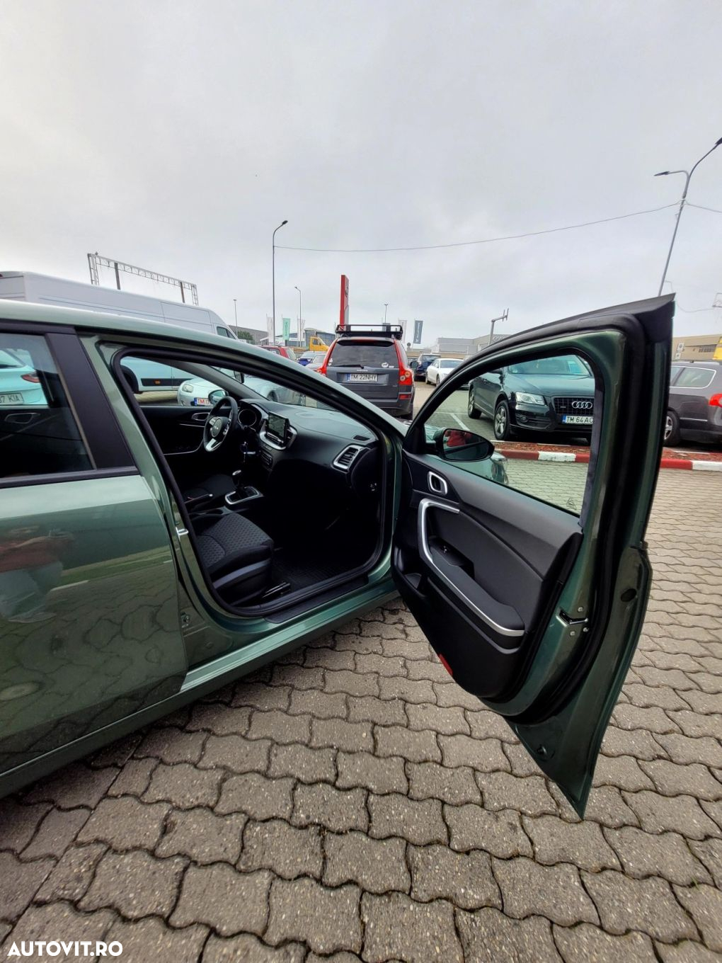 Kia Ceed - 16