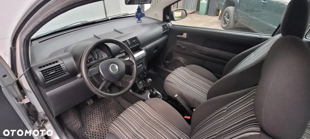 Volkswagen Fox - 7