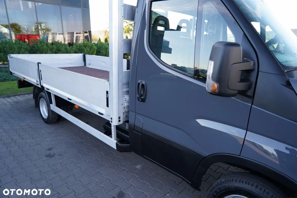 Iveco DAILY 35-180 / SKRZYNIOWY / BLIŹNIAK / HAK / 2017 / - 16