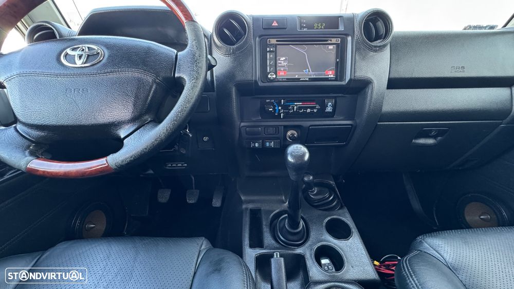Toyota Land Cruiser D-4D - 13