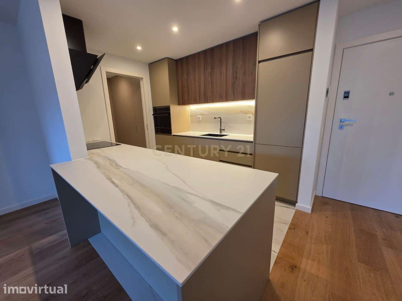 Arrendamento | Apartamento T2 Empreendimento Douro Nobilis I River Vie - Grande imagem: 3/27