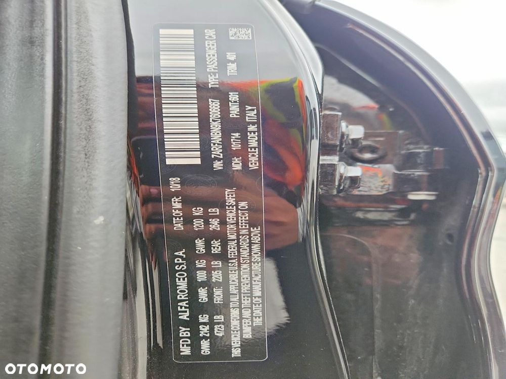Alfa Romeo Giulia 2.0 Turbo Veloce TI Q4 - 15