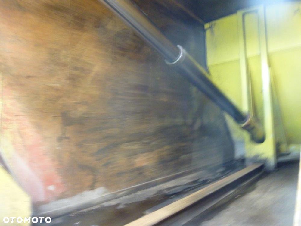 Mercedes-Benz Econic - 11