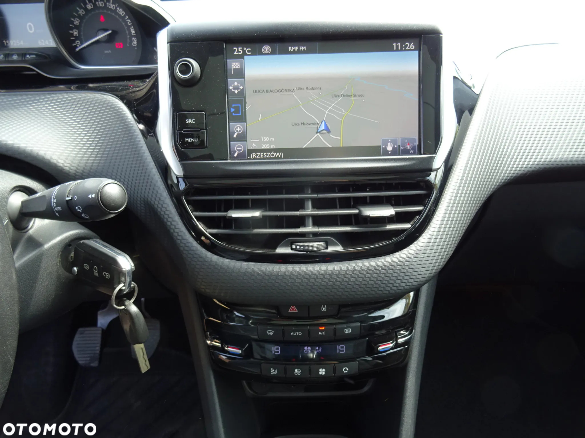 Peugeot 2008 1.2 Pure Tech GPF Allure S&S - 20