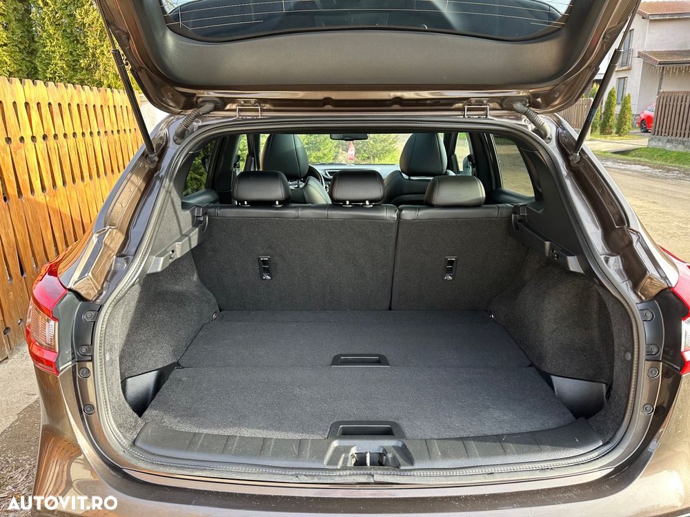 Nissan Qashqai 1.6 DCI ALL-MODE 4x4i TEKNA+ - 15