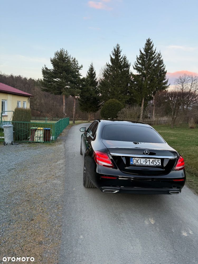 Mercedes-Benz Klasa E 220 d Avantgarde - 4