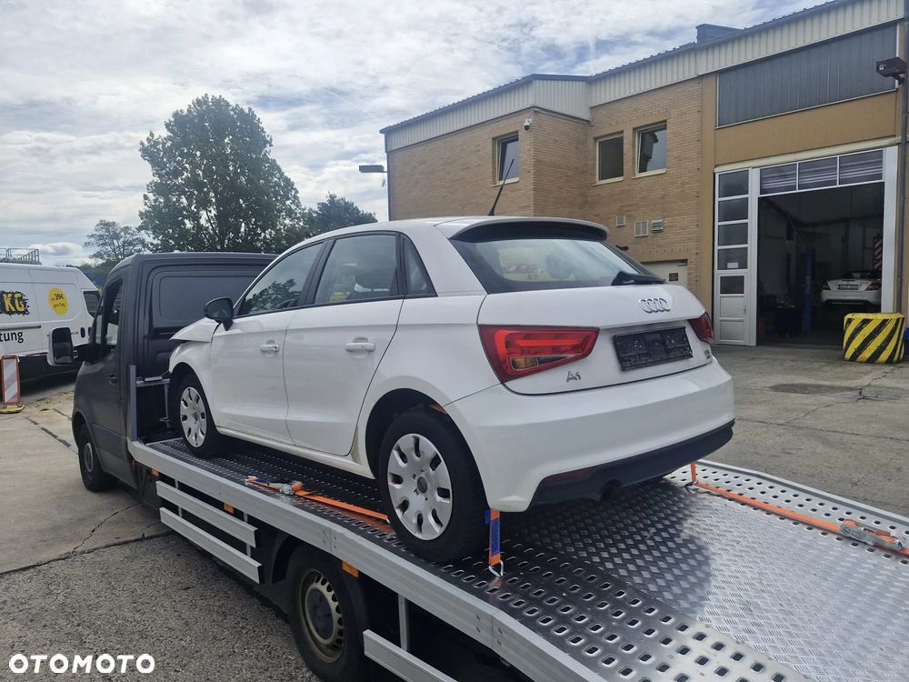 Audi A1 Sportback 1.0 TFSI ultra S tronic - 26