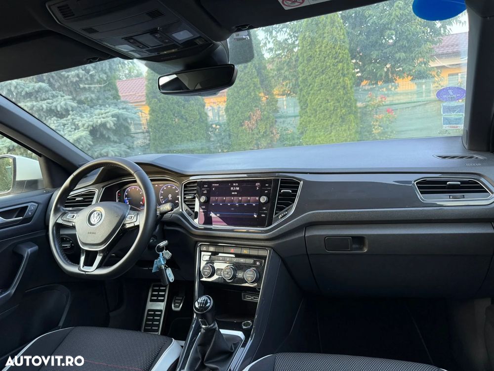 Volkswagen T-Roc 1.5 TSI OPF Style - 6