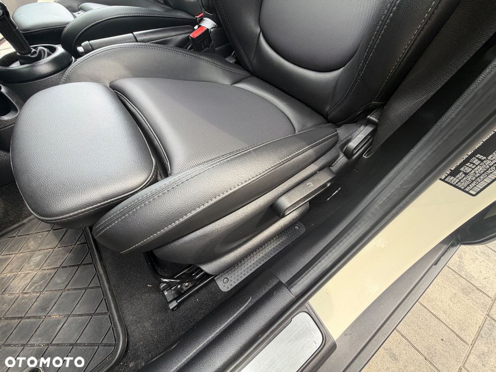 MINI Cooper S Sport-Aut - 22