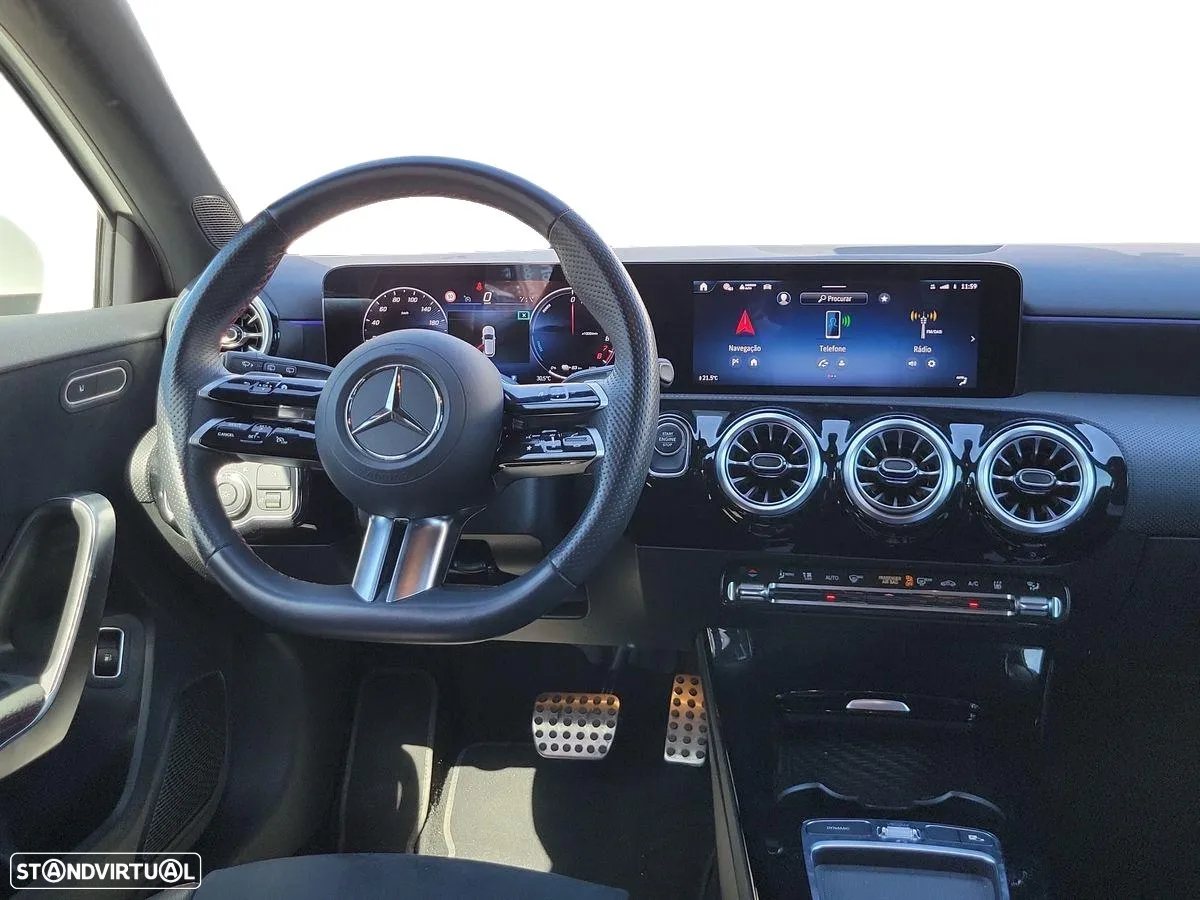 Mercedes-Benz A 250 e - 15