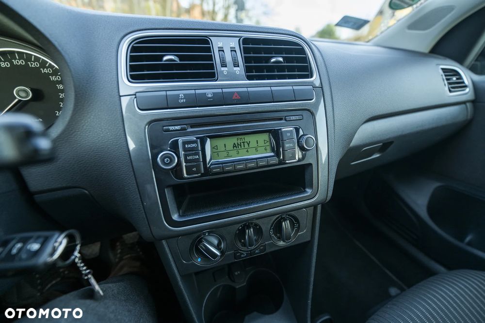 Volkswagen Polo 1.2 TSI Highline - 12