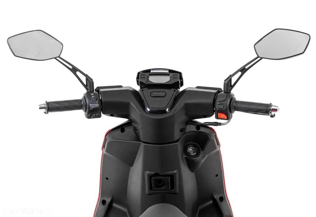 Peugeot Speedfight - 8