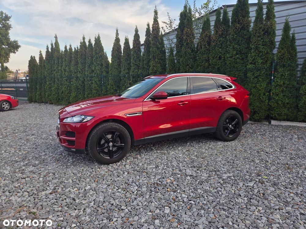 Jaguar F-Pace - 10