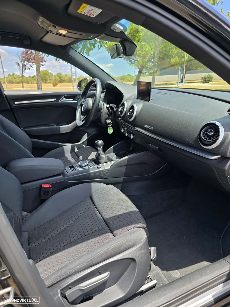 Audi A3 Limousine 35 TFSI cylinder on demand - 24