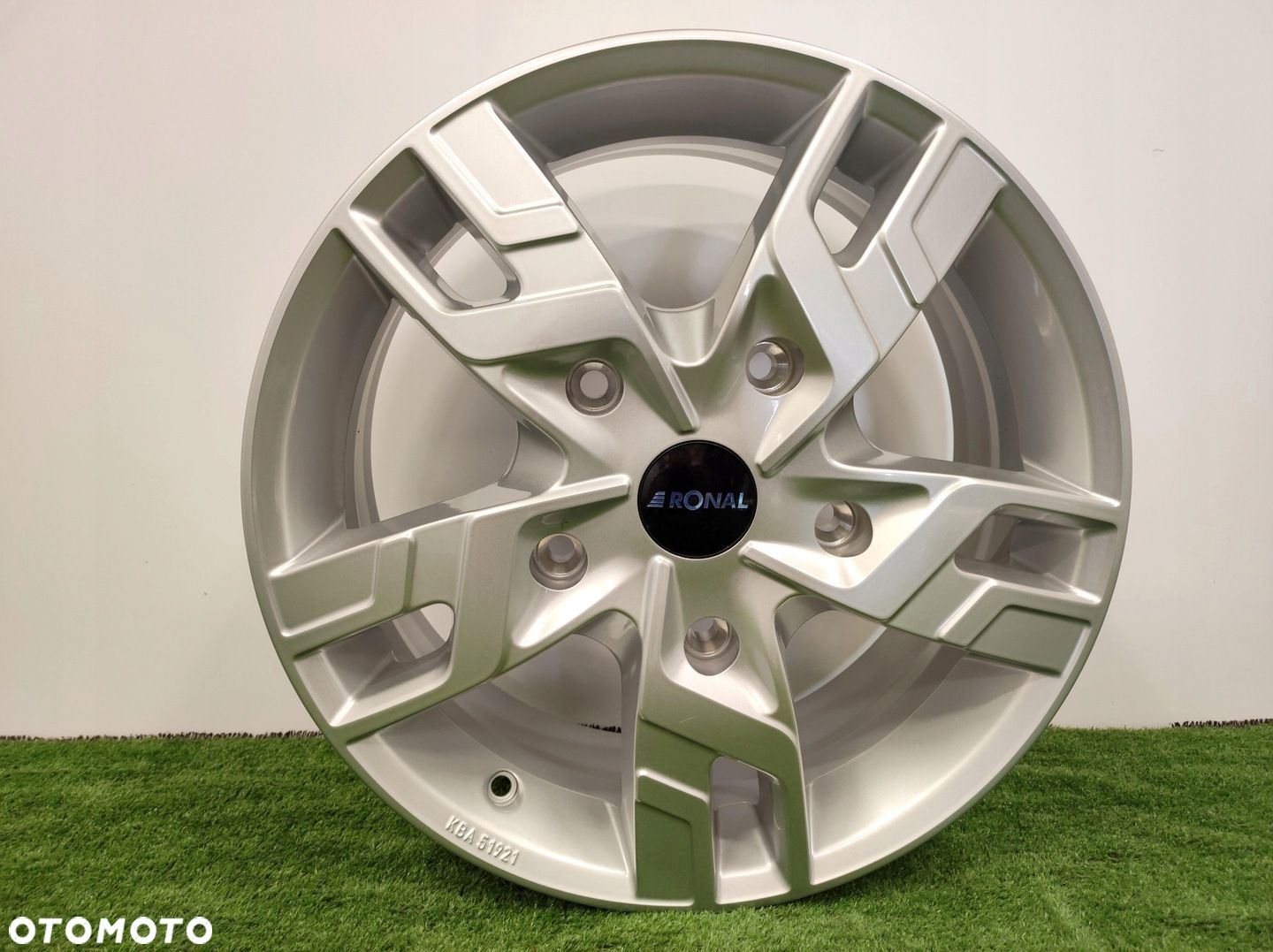 FELGA TRANSIT TOURNEO CUSTOM 7x17 ET 53 64R7705 - 1