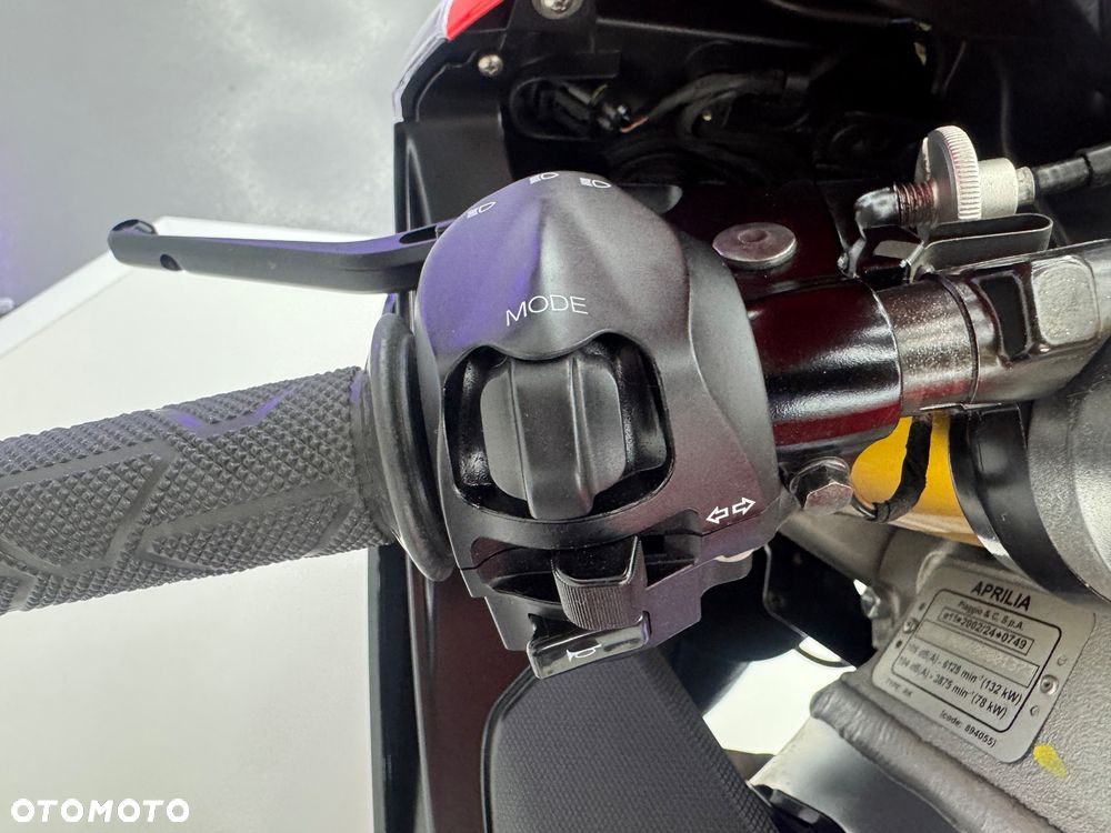 Aprilia RSV - 23