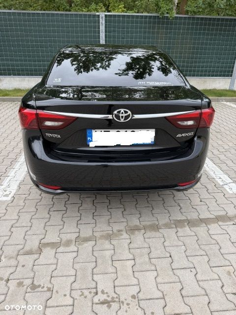Toyota Avensis 1.8 Premium - 5