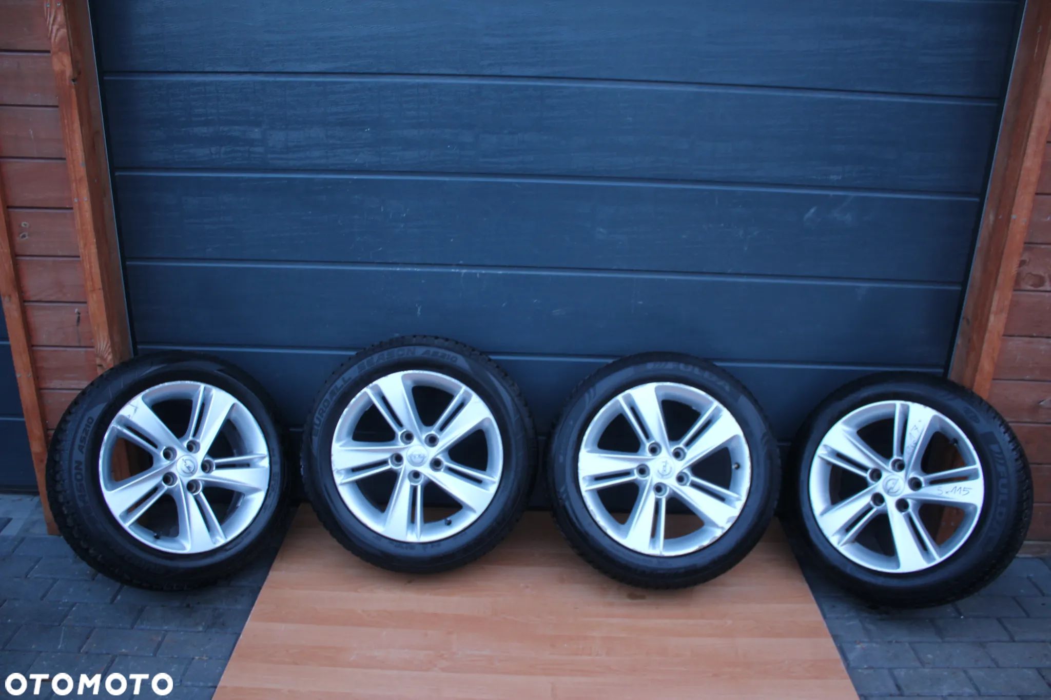 FELGI ALUMINIOWE KOŁA OPONY WIELOSEZON 2022r OPEL ASTRA J K ZAFIRA C INSIGNIA B R17 5x115 ET45 215/55/17 - 1