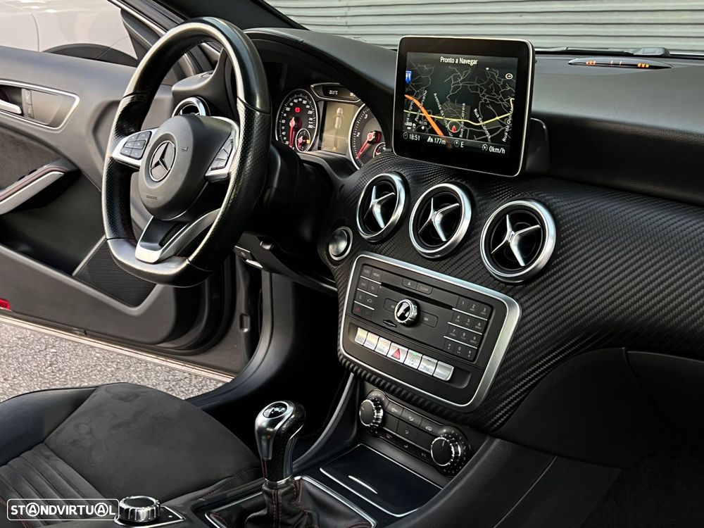 Mercedes-Benz A 180 d AMG Line - 25