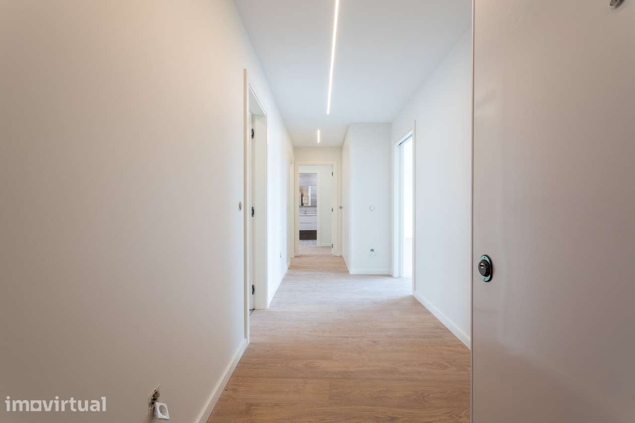 Apartamento T3 Novo a Estrear | 3 Suites | Vista Rio | Garagem Box | C - Grande imagem: 2/45