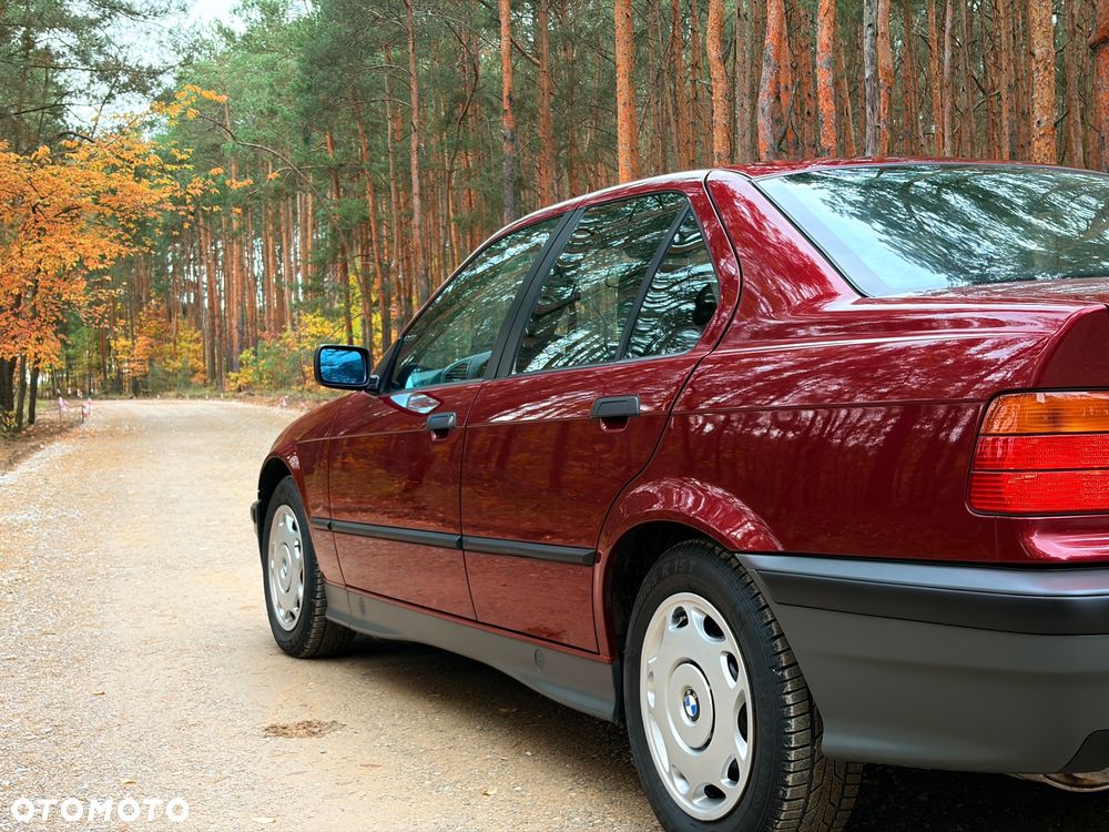 BMW Seria 3 316i - 9