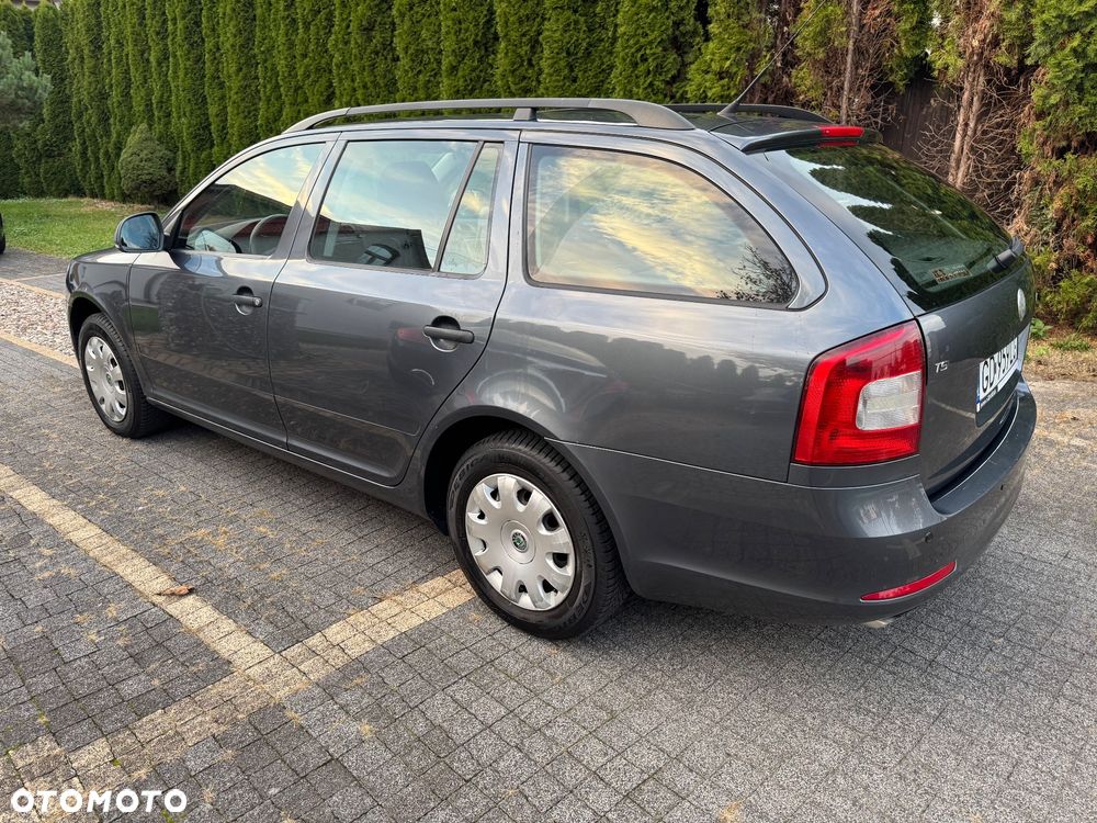 Skoda Octavia 1.4 TSI Ambiente - 4