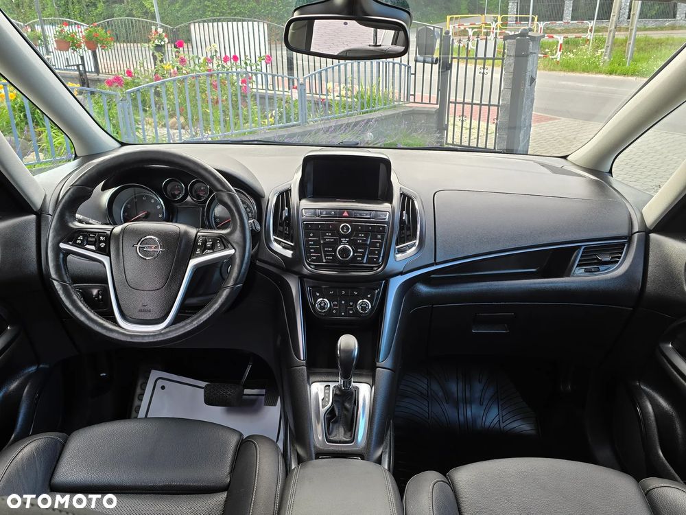 Opel Zafira 1.6 T SIDI Cosmo - 22
