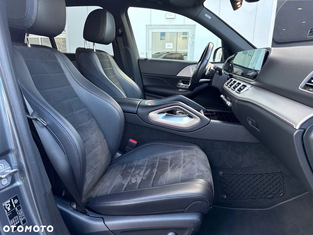 Mercedes-Benz GLE 300 d 4Matic 9G-TRONIC AMG Line - 24