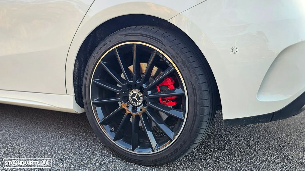 Mercedes-Benz A 250 e 8G-DCT AMG Line - 46