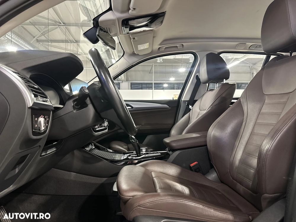 BMW X3 xDrive20i AT - 25