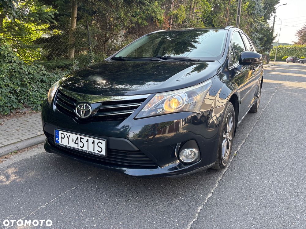 Toyota Avensis 2.0 D-4D Comfort - 1