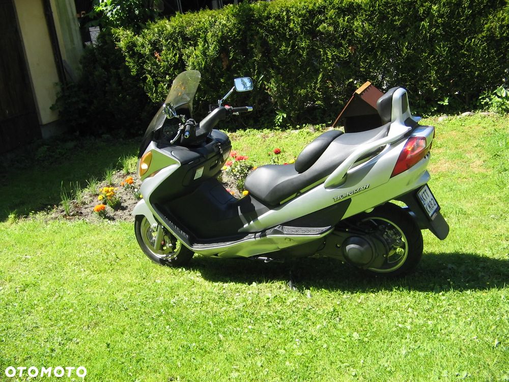 Suzuki Burgman - 7