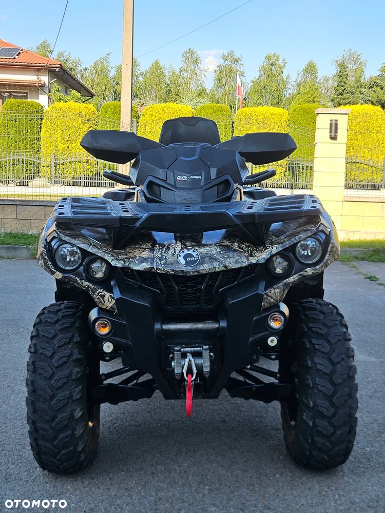 Can-Am Outlander Max - 8