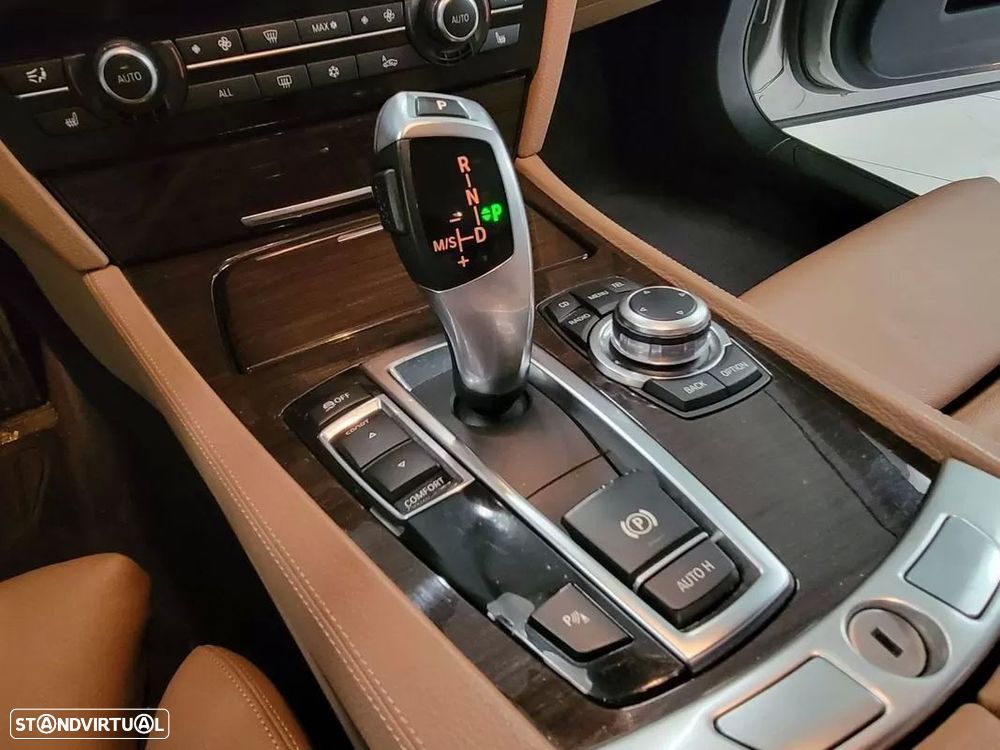 BMW 730 d - 32