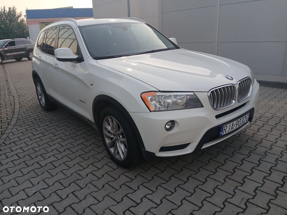 BMW X3 28i xDrive - 2