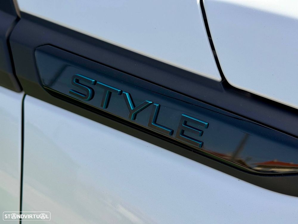 Peugeot e-2008 50 kWh SE Style - 24