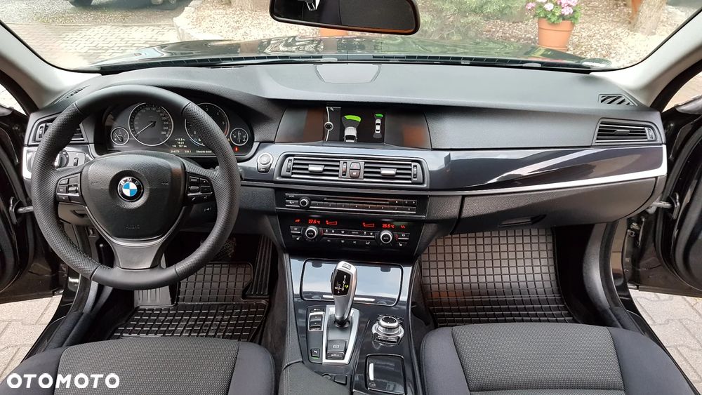 BMW Seria 5 520d Modern Line - 20