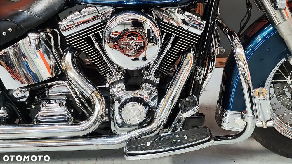 Harley-Davidson Softail Heritage Classic - 27