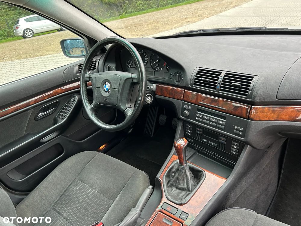 BMW Seria 5 525tds - 4