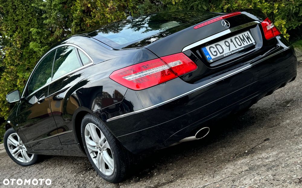 Mercedes-Benz Klasa E 250 CGI BlueEffICIENCY - 15